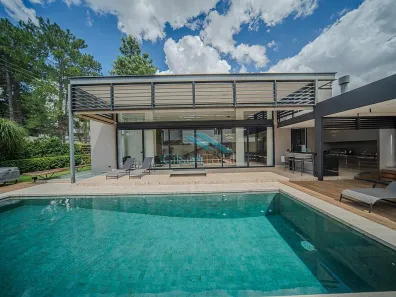 Casa de Condomínio com 4 Quartos à venda, 667m² no Alphaville Residencial Um, Barueri