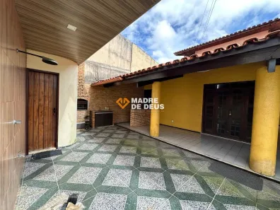 Casa com 4 Quartos à venda, 374m² no Parque Manibura, Fortaleza