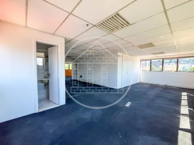 Sala Comercial para alugar, 90m² no Cidade Monções, São Paulo