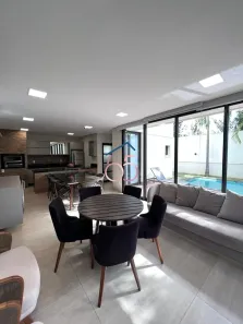 Casa de Condomínio com 4 Quartos à venda, 319m² no Jardim Itália, Cuiabá