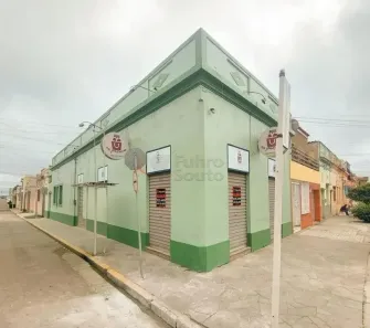 Prédio Comercial para alugar, 121m² no Centro, Pelotas