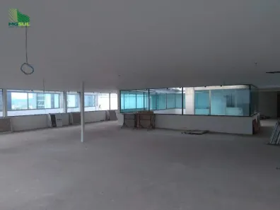 Ponto Comercial à venda, 500m² no Vila da Serra, Nova Lima