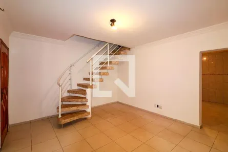Casa com 3 Quartos à venda, 250m² no Parque Arariba, São Paulo