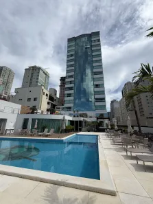 Apartamento com 4 Quartos à venda, 185m² no Meia Praia, Itapema