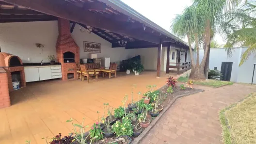 Casa com 4 Quartos à venda, 380m² no Cidade Jardim, Uberlândia