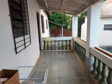 Imóvel Comercial com 3 Quartos à venda, 262m² no Vila Martina, Valinhos