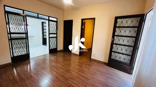 Casa com 3 Quartos para alugar, 66m² no Centro, Sete Lagoas