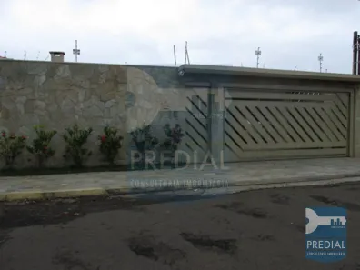 Casa com 3 Quartos à venda, 300m² no Jardim Cardinalli, São Carlos