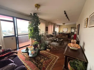 Apartamento com 4 Quartos à venda, 190m² no Centro, Londrina