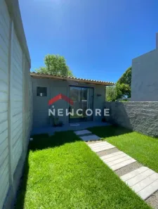 Casa com 1 Quarto à venda, 15m² no São João do Rio Vermelho, Florianópolis