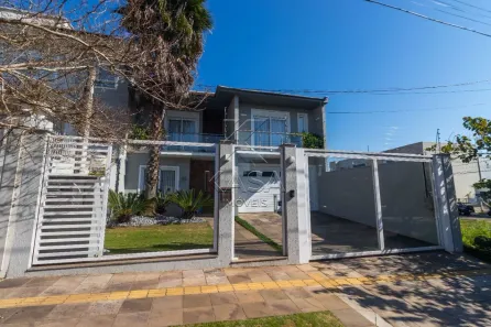 Sobrado com 3 Quartos à venda, 250m² no Estância Velha, Canoas