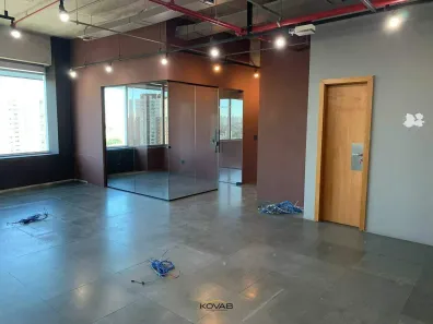 Sala Comercial com 4 Quartos para alugar, 270m² no Vila Gertrudes, São Paulo