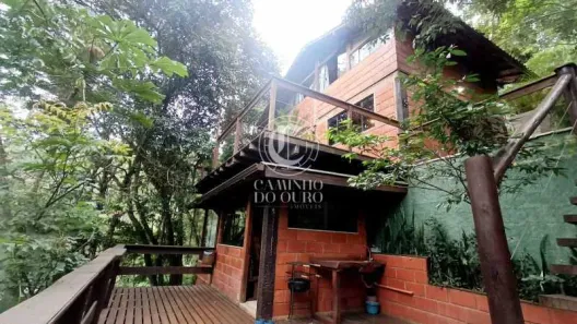 Casa com 1 Quarto à venda, 200m² no Pedro do Rio, Petrópolis