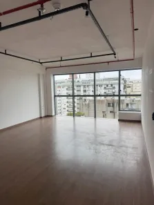 Sala Comercial à venda, 41m² no Independência, Porto Alegre