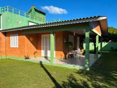 Casa com 2 Quartos à venda, 130m² no Albatroz, Imbé