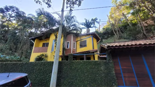 Casa com 2 Quartos para alugar, 220m² no Roseira, Mairiporã