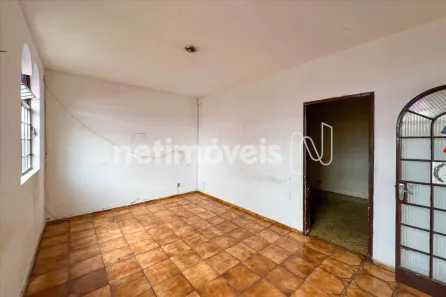 Casa com 3 Quartos à venda, 390m² no Santa Cruz, Belo Horizonte