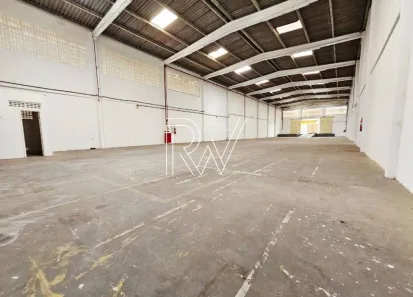 Galpão/Depósito/Armazém para alugar, 1305m² no Pirajá, Salvador