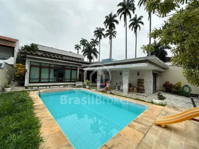Casa com 4 Quartos à venda, 426m² no Jardim Guanabara, Rio de Janeiro