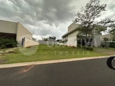 Lote/Terreno à venda, 414m² no Jardim Sul, Uberlândia