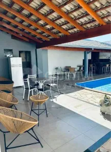 Casa com 3 Quartos à venda, 235m² no Alto Umuarama, Uberlândia