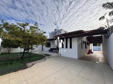 Casa com 4 Quartos para alugar, 251m² no Jardim Oceania, João Pessoa