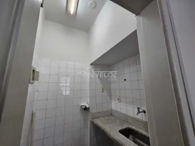 Kitnet à venda, 34m² no Centro, Rio de Janeiro