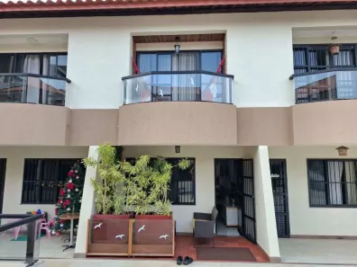 Casa de Condomínio com 2 Quartos à venda, 144m² no Pituaçu, Salvador