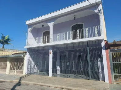 Sobrado com 4 Quartos à venda, 238m² no Jardim D'Abril, Osasco