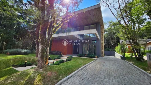 Casa de Condomínio com 4 Quartos à venda, 350m² no Pinheiro Grosso, Canela