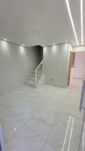 Sobrado com 2 Quartos para alugar, 52m² no Caiçara, Praia Grande