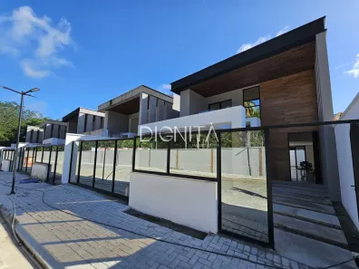 Casa com 4 Quartos para alugar, 208m² no Coité, Eusébio