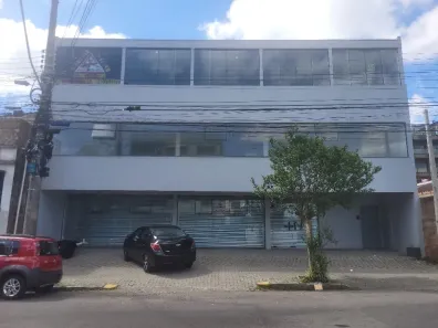 Sala Comercial para alugar, 126m² no Rio Branco, Caxias do Sul