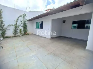 Casa com 4 Quartos à venda, 212m² no Cidade Jardim, Uberlândia
