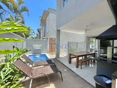 Casa de Condomínio com 3 Quartos à venda, 115m² no Camburi, São Sebastião