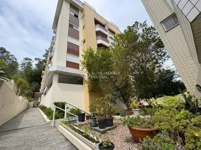 Apartamento com 2 Quartos à venda, 67m² no Córrego Grande, Florianópolis