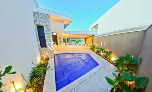 Casa de Condomínio com 3 Quartos à venda, 489m² no Laranjeiras, Uberlândia