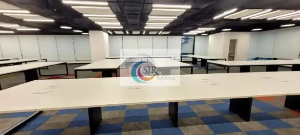 Sala Comercial para alugar, 441m² no Vila Olímpia, São Paulo