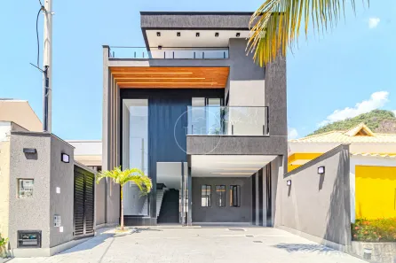 Casa com 3 Quartos à venda, 192m² no Jacarepaguá, Rio de Janeiro