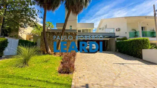 Casa de Condomínio com 3 Quartos à venda, 344m² no Alphaville, Santana de Parnaíba