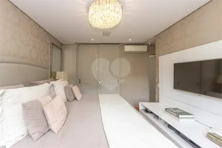 Apartamento com 3 Quartos à venda, 200m² no Vila Mariana, São Paulo