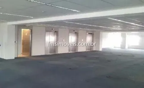 Sala Comercial para alugar, 2033m² no Água Branca, São Paulo