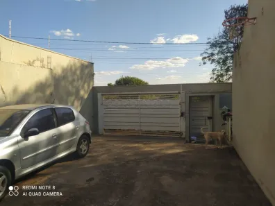 Casa com 2 Quartos à venda, 165m² no Jardim Morumbi, Araraquara