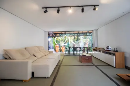 Sobrado com 5 Quartos à venda, 349m² no Nova Suiça, Goiânia