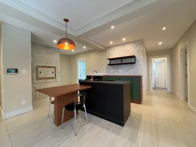 Apartamento com 3 Quartos para alugar, 155m² no Centro, Gramado