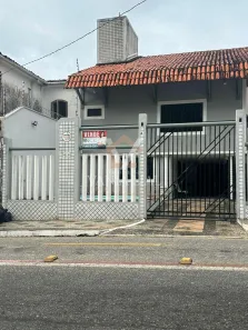 Casa com 4 Quartos para alugar, 228m² no Centro, Salinópolis