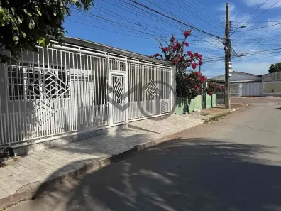 Casa com 4 Quartos à venda, 188m² no Morada da Serra, Cuiabá