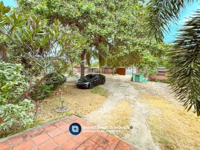 Fazenda/Sítio com 5 Quartos à venda, 310m² no Centro, Aquiraz