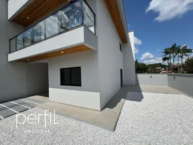 Sobrado com 3 Quartos à venda, 120m² no Costa e Silva, Joinville