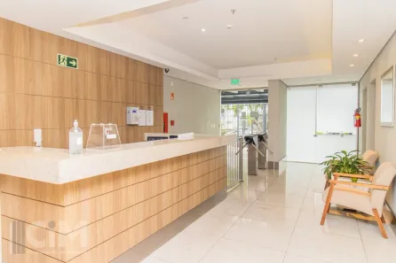 Sala Comercial para venda ou aluguel, 51m² no Floresta, Porto Alegre